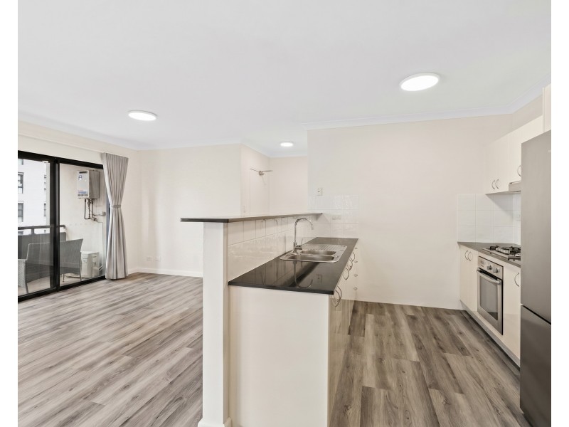 3/8 Bent Street, Gosford NSW 2250