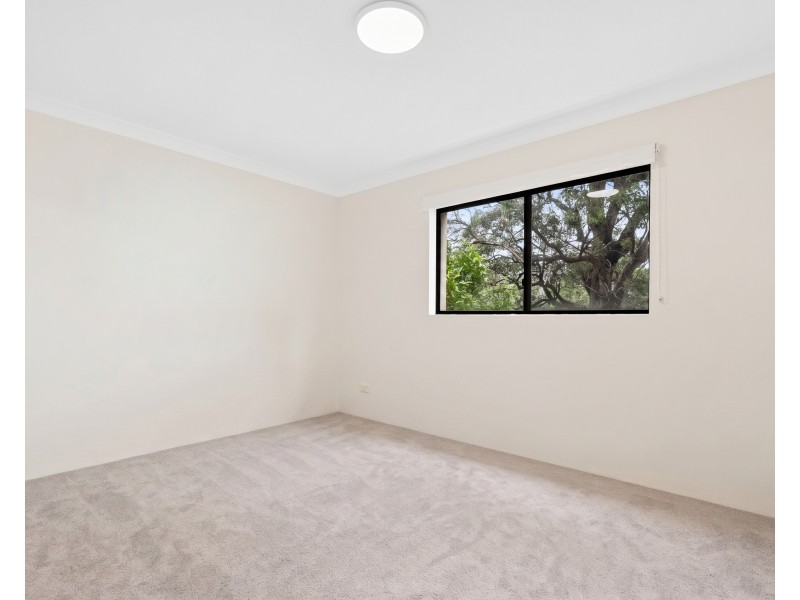 3/8 Bent Street, Gosford NSW 2250