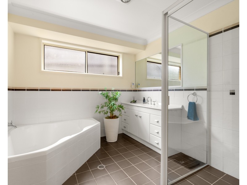 28 Strand Avenue, Narara NSW 2250