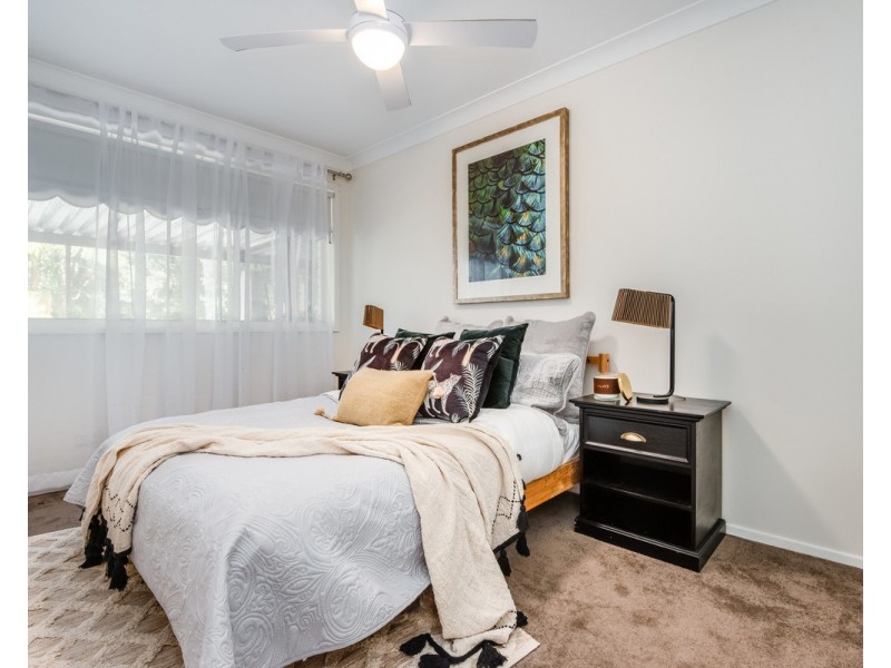 6 Coulter Road, Wyoming NSW 2250