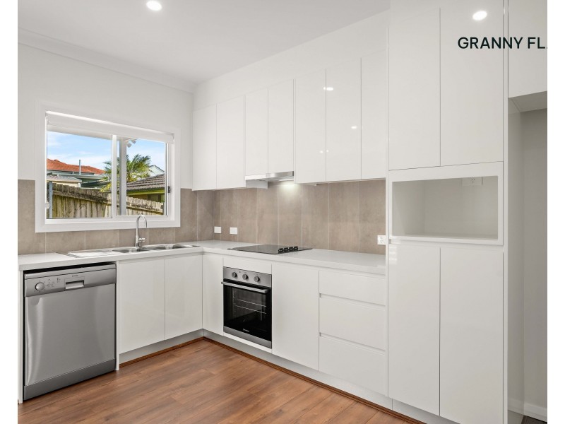 45 & 45A MacGregor Street, Wyoming NSW 2250