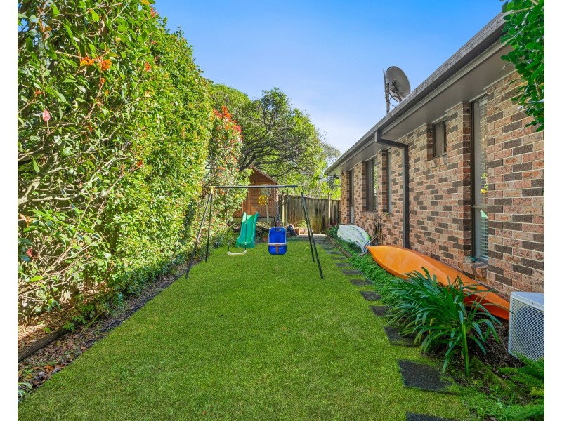 18 Coolawin Circle, Narara NSW 2250