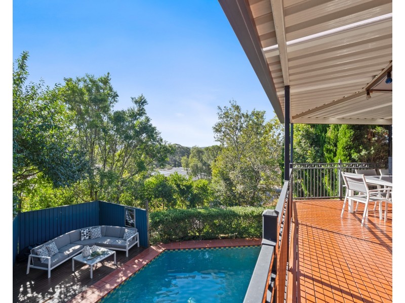 18 Coolawin Circle, Narara NSW 2250