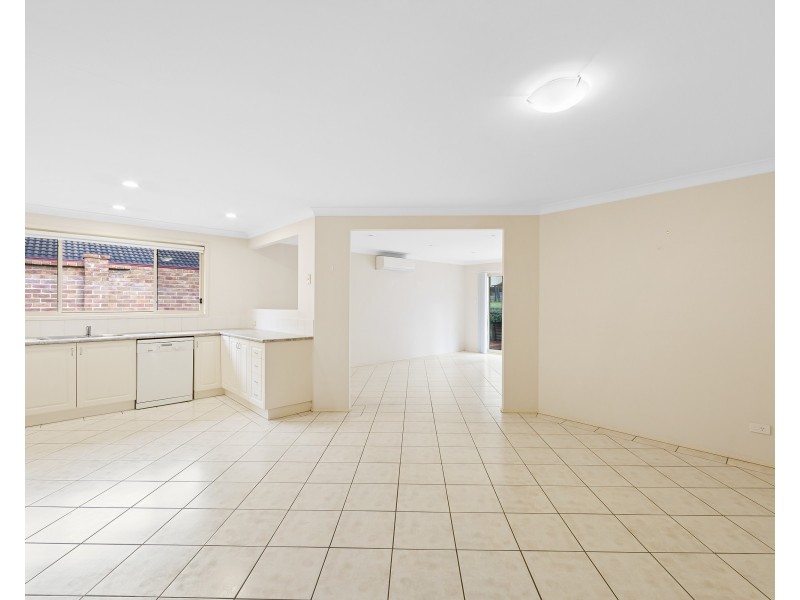 5 Quattroville Place, Green Point NSW 2251