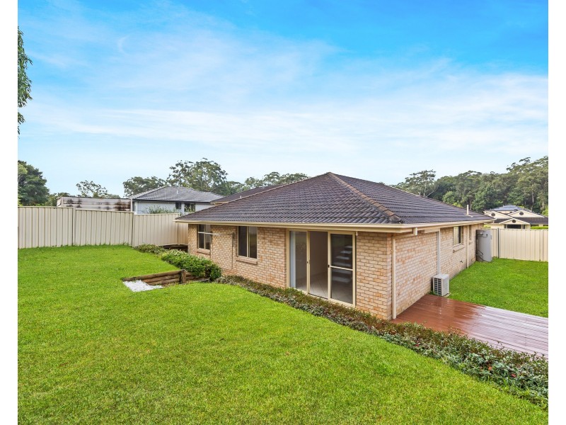 5 Quattroville Place, Green Point NSW 2251