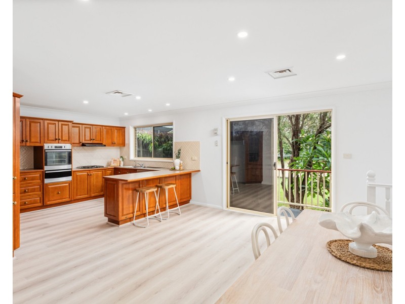 12 Flakelar Crescent, Terrigal NSW 2260