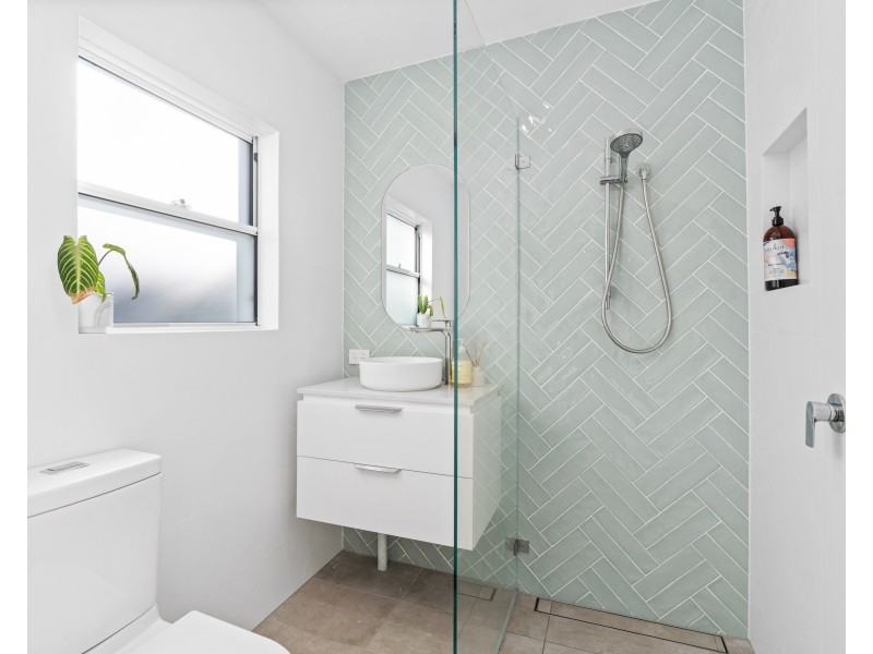 24 Tangerine Avenue, Springfield NSW 2250