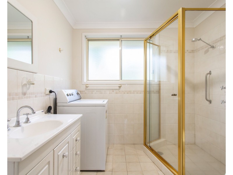 38a Broadwater Drive, Saratoga NSW 2251