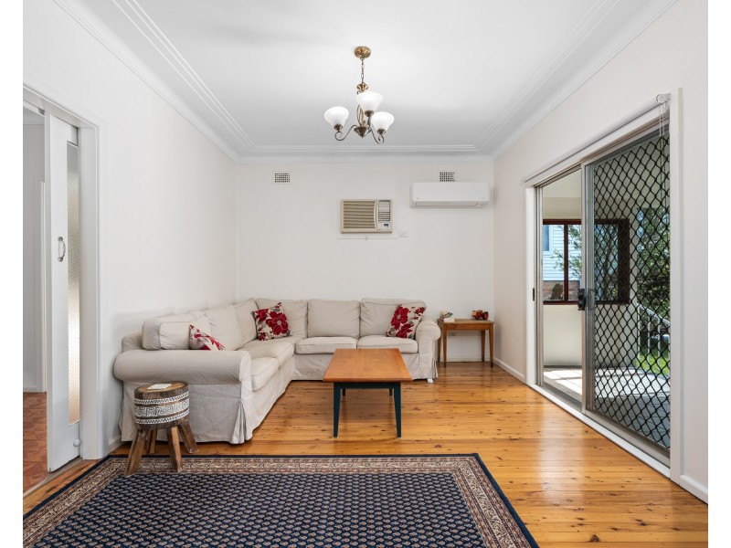 12 Dolly Avenue, Springfield NSW 2250