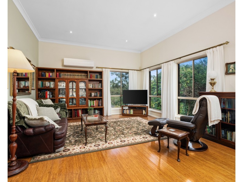 13 Thornley Street, Wyoming NSW 2250