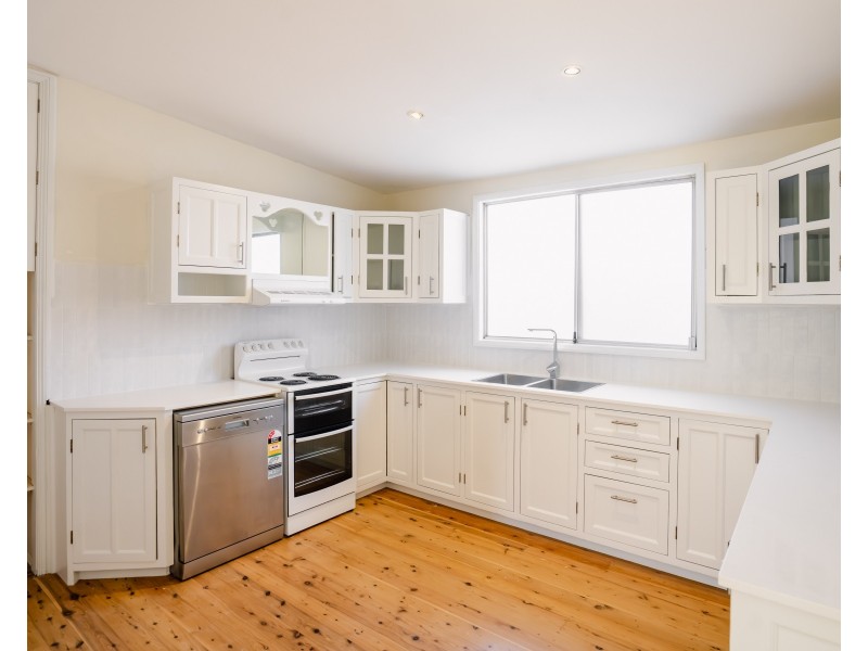 3 Nerissa Road, Erina NSW 2250
