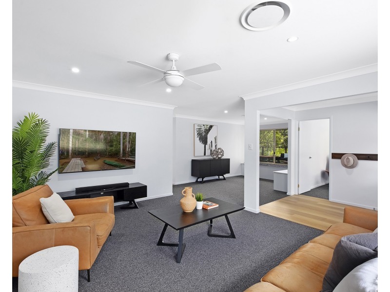 1 Oak Road, Matcham NSW 2250