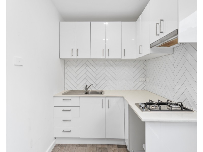 2 Morcombe Close, Gorokan NSW 2263
