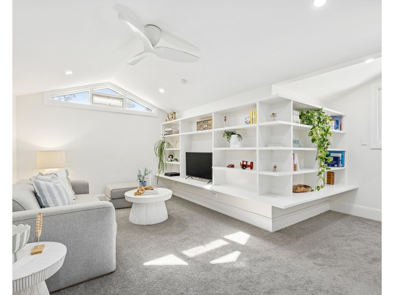 71 The Round Drive, Avoca Beach NSW 2251