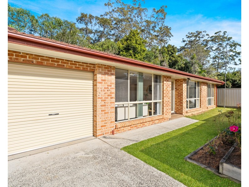 2/19 Donna Close, Lisarow NSW 2250