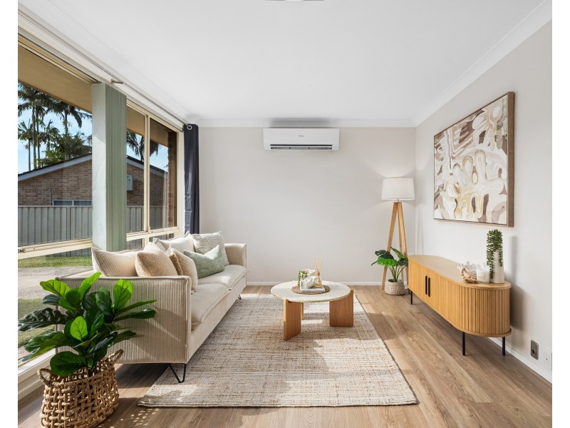 2/19 Donna Close, Lisarow NSW 2250