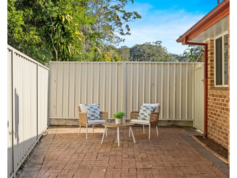 2/19 Donna Close, Lisarow NSW 2250