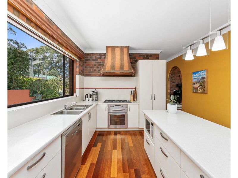 69 Bay View Avenue, East Gosford NSW 2250