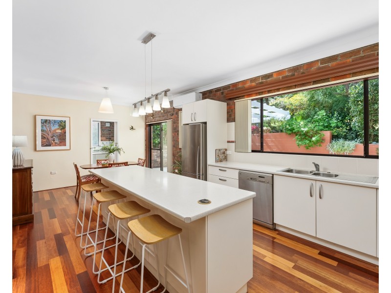 69 Bay View Avenue, East Gosford NSW 2250