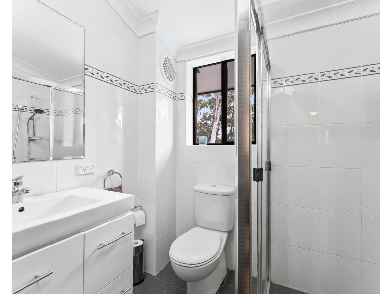 69 Bay View Avenue, East Gosford NSW 2250