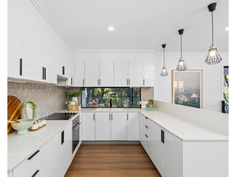 7 Rubie Crescent, East Gosford NSW 2250