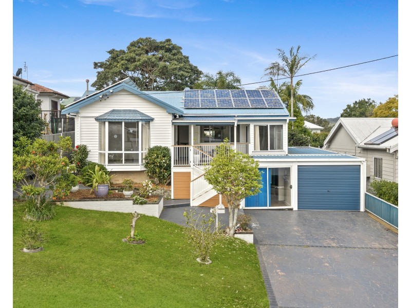 13 Headlam Parade, Springfield NSW 2250