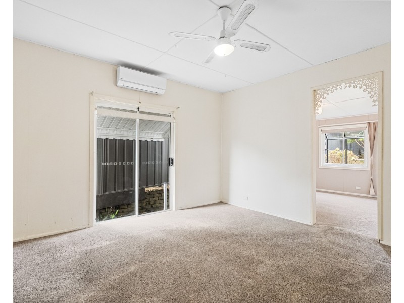 13 Headlam Parade, Springfield NSW 2250