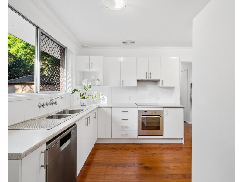 73 Chamberlain Road, Wyoming NSW 2250