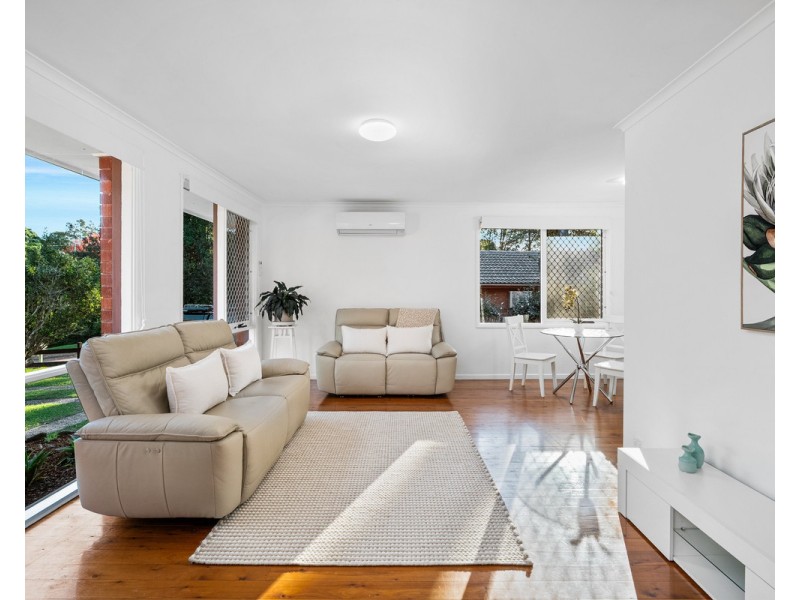 73 Chamberlain Road, Wyoming NSW 2250