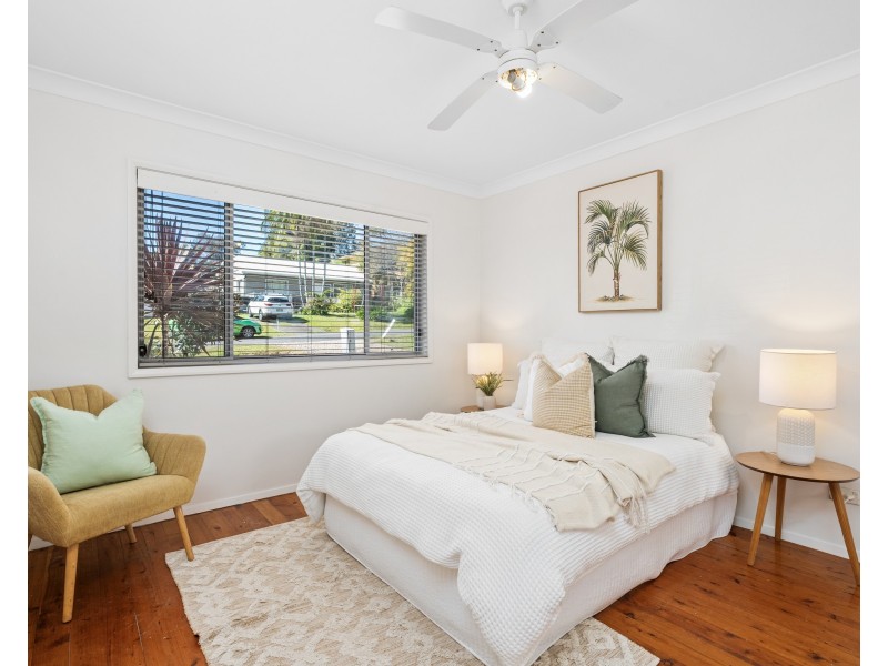 27 Fisher Road, Point Clare NSW 2250