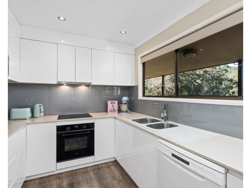 8 Gregory Street, Wyoming NSW 2250