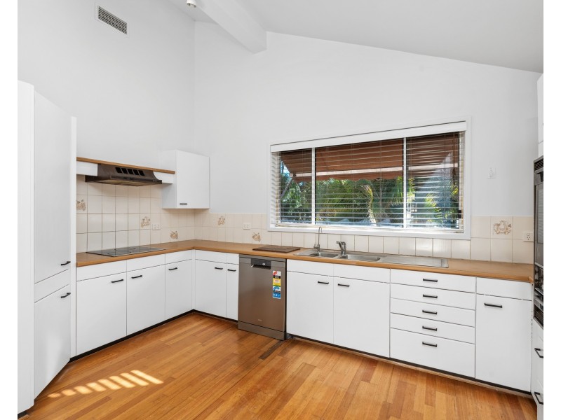 27 River Street, Springfield NSW 2250
