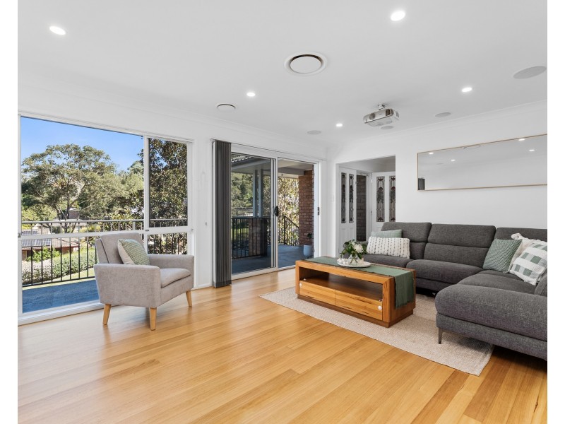 11 Narani Avenue, Niagara Park NSW 2250