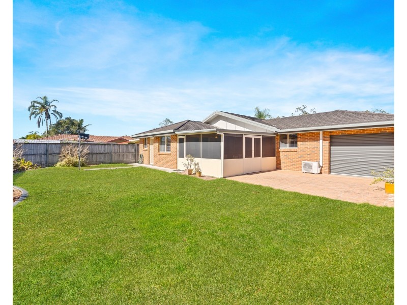 18 Monica Grove, Mardi NSW 2259