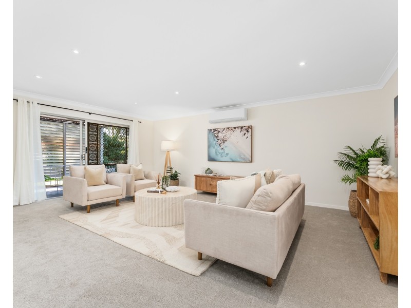 5 Beaumont Avenue, Wyoming NSW 2250