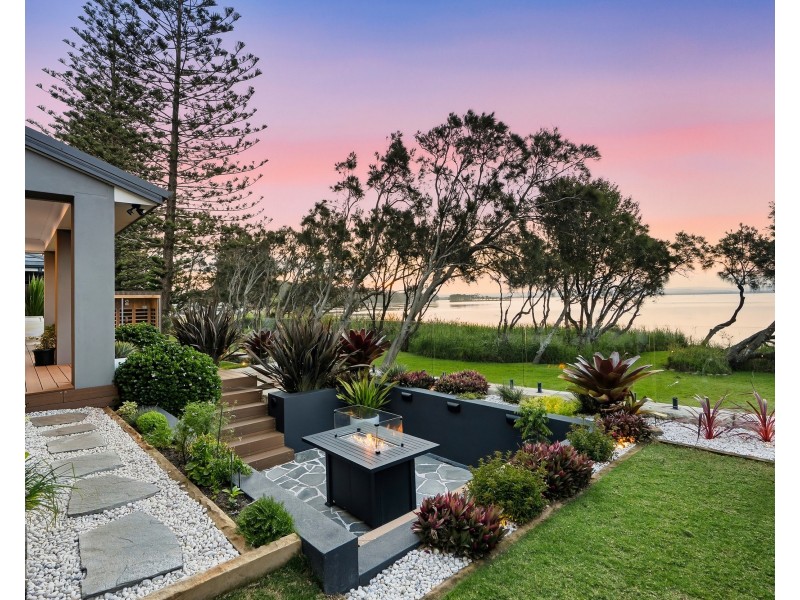 6 Yellawa Close, The Entrance North NSW 2261