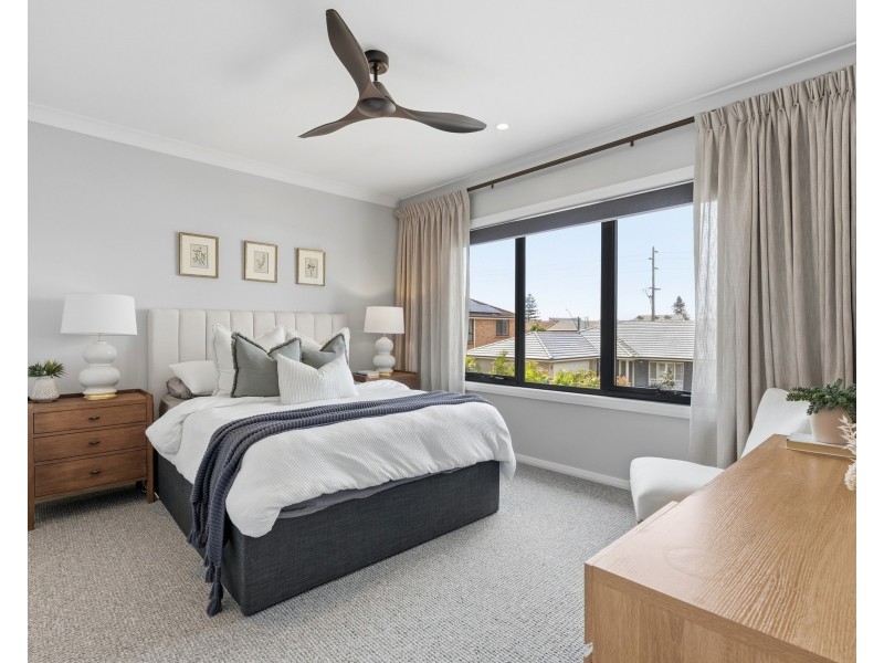 6 Yellawa Close, The Entrance North NSW 2261
