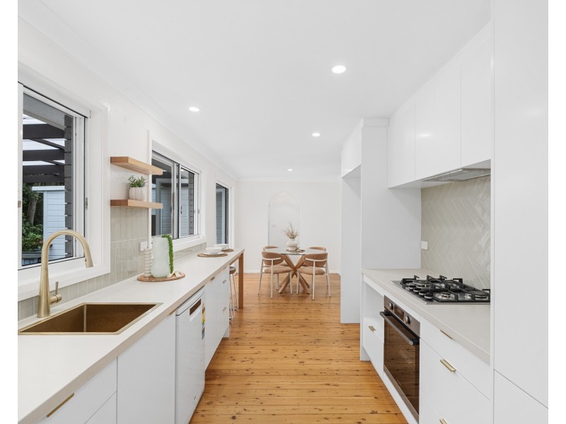 38 Elissa Crescent, Wyoming NSW 2250