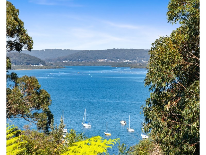 23 Sandstone Crescent, Tascott NSW 2250