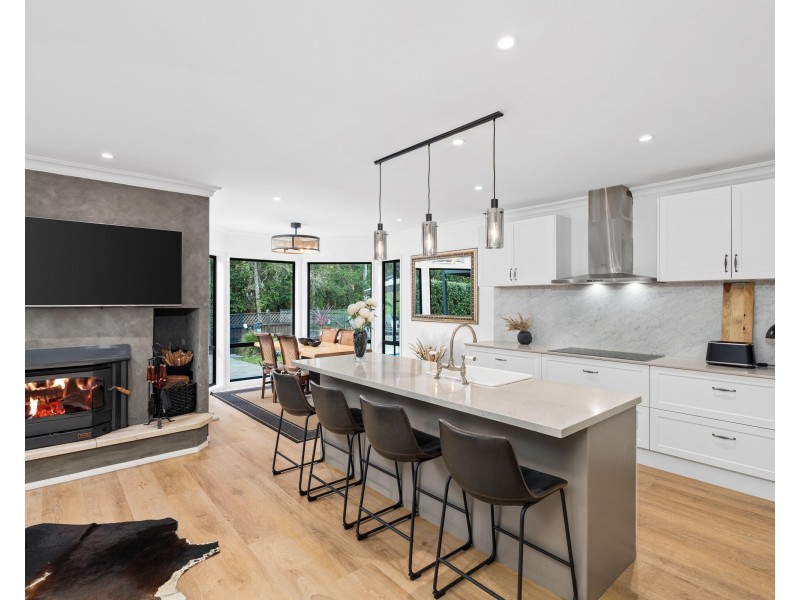 6 Robertson Court, Terrigal NSW 2260