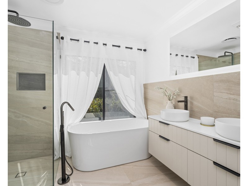 6 Robertson Court, Terrigal NSW 2260