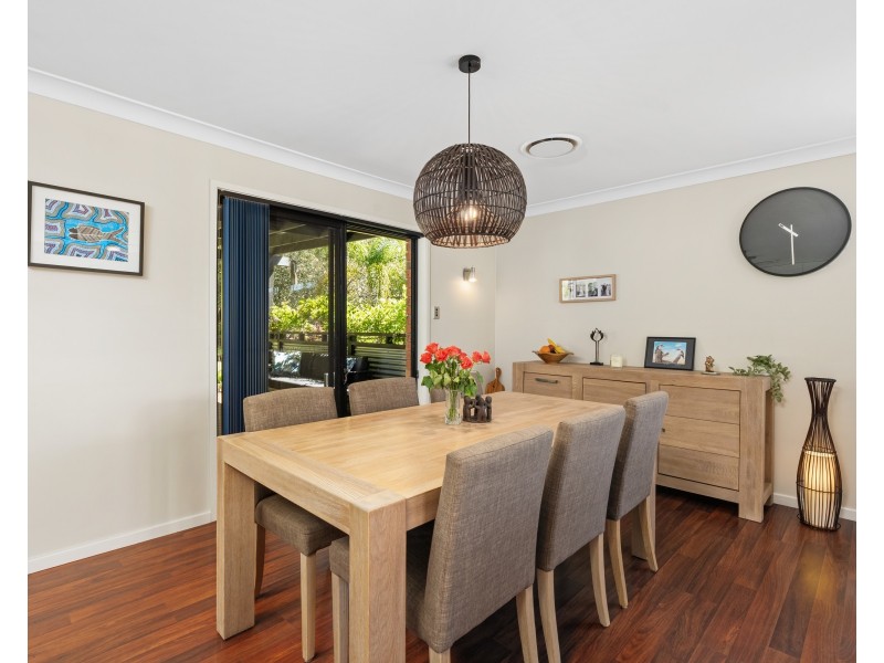 9 Woodview Road, Springfield NSW 2250
