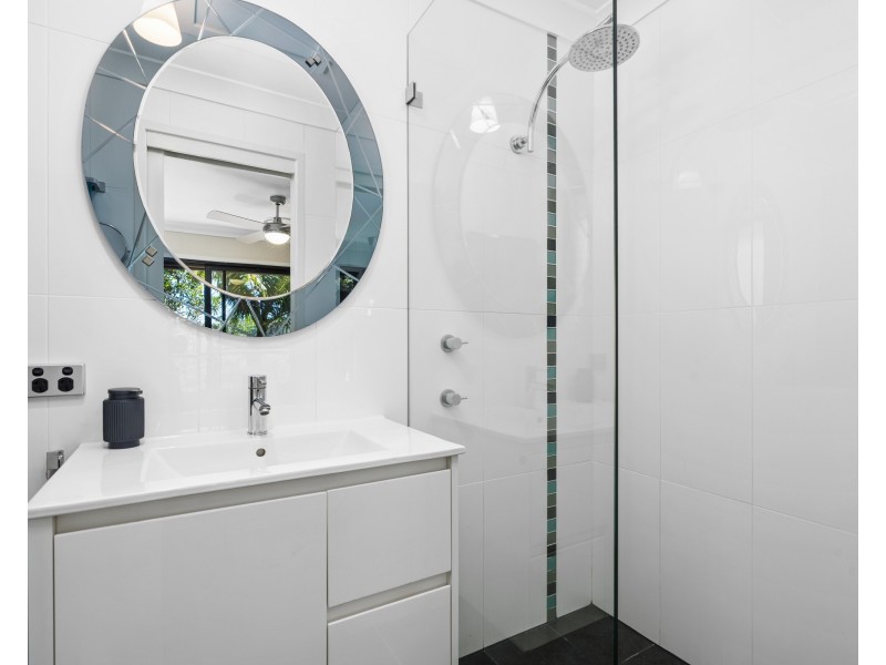 9 Woodview Road, Springfield NSW 2250