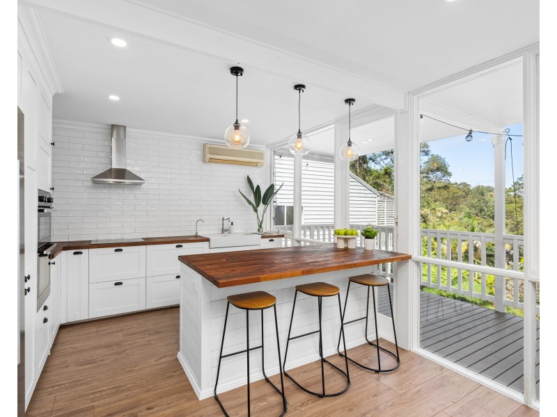 18 Palmgrove Place, North Avoca NSW 2260
