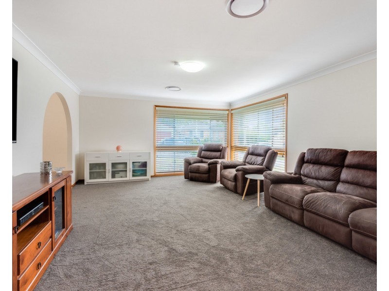 21 Tudawali Crescent, Kariong NSW 2250