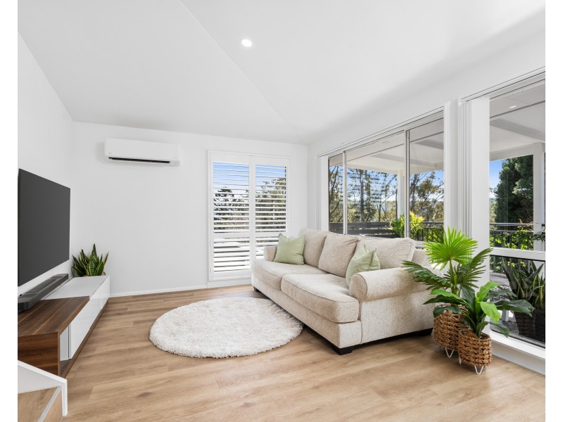30 Berrys Head Road, Wyoming NSW 2250