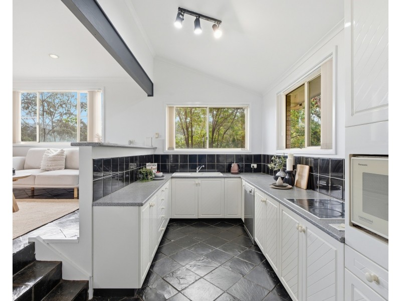 19 Narooma Road, Niagara Park NSW 2250