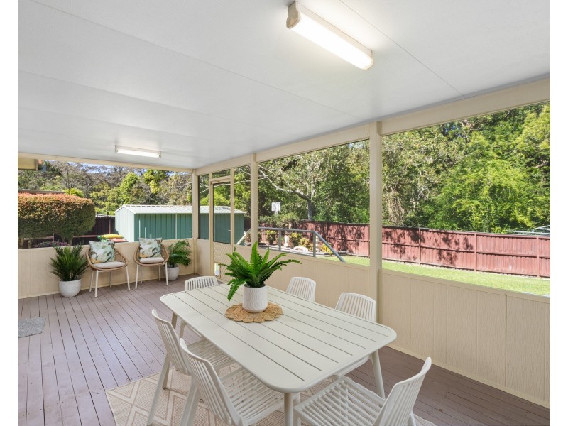 8 Bottlebrush Close, Wyoming NSW 2250