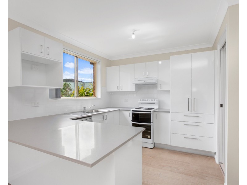 2/70 Springfield Road, Springfield NSW 2250