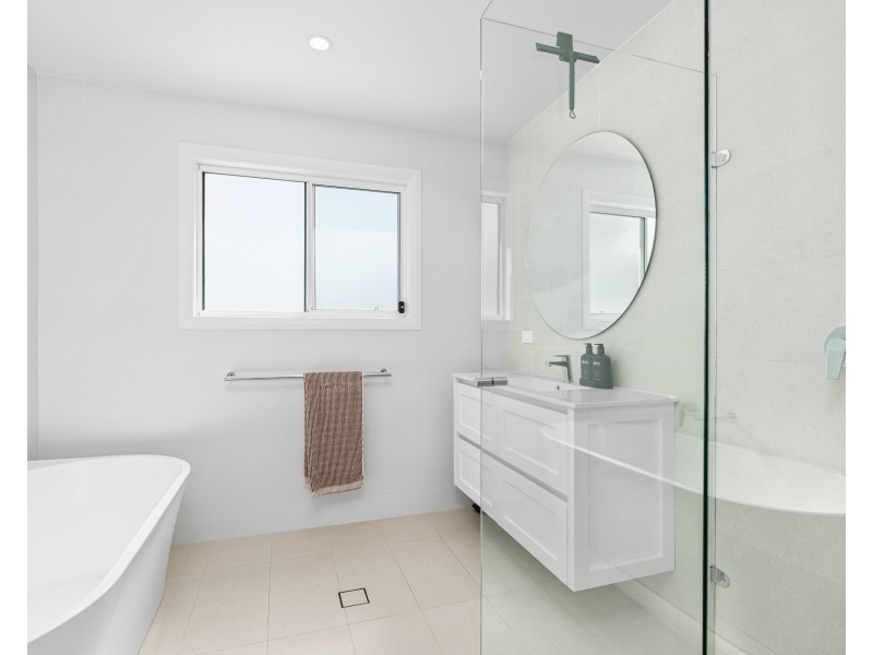 25A Rushby Street, Bateau Bay NSW 2261